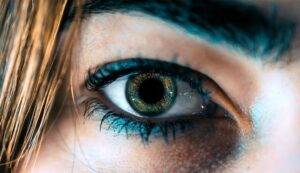 Evil eye removal, woman's eye