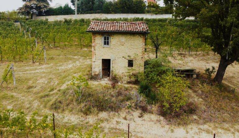 A old home. A cleansing prayer for home.